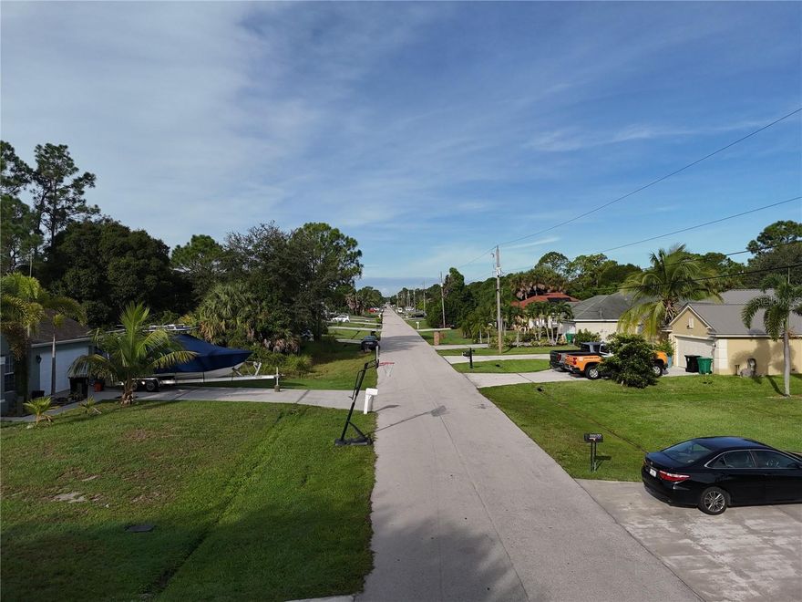 Great opportunity to build a home in a great neighborhood on this 0.23 acre lot that is centrally located near SW Savona Blvd, SW Becker Road and I-95. The lot is high and dry, no flood insurance required.
