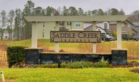 A home in LAKELAND