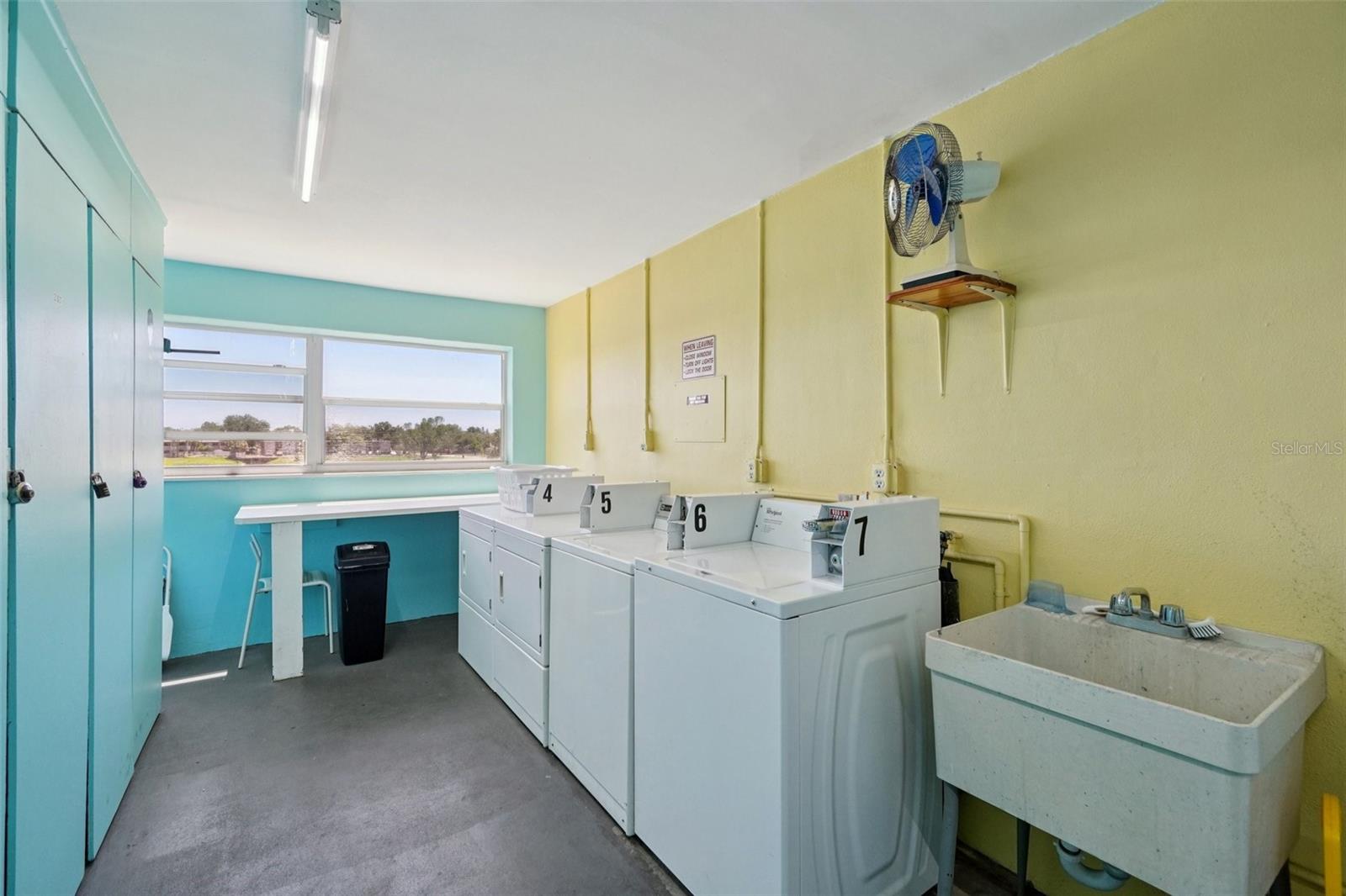 CHALET-ON-THE-LAKE CONDO - Residential