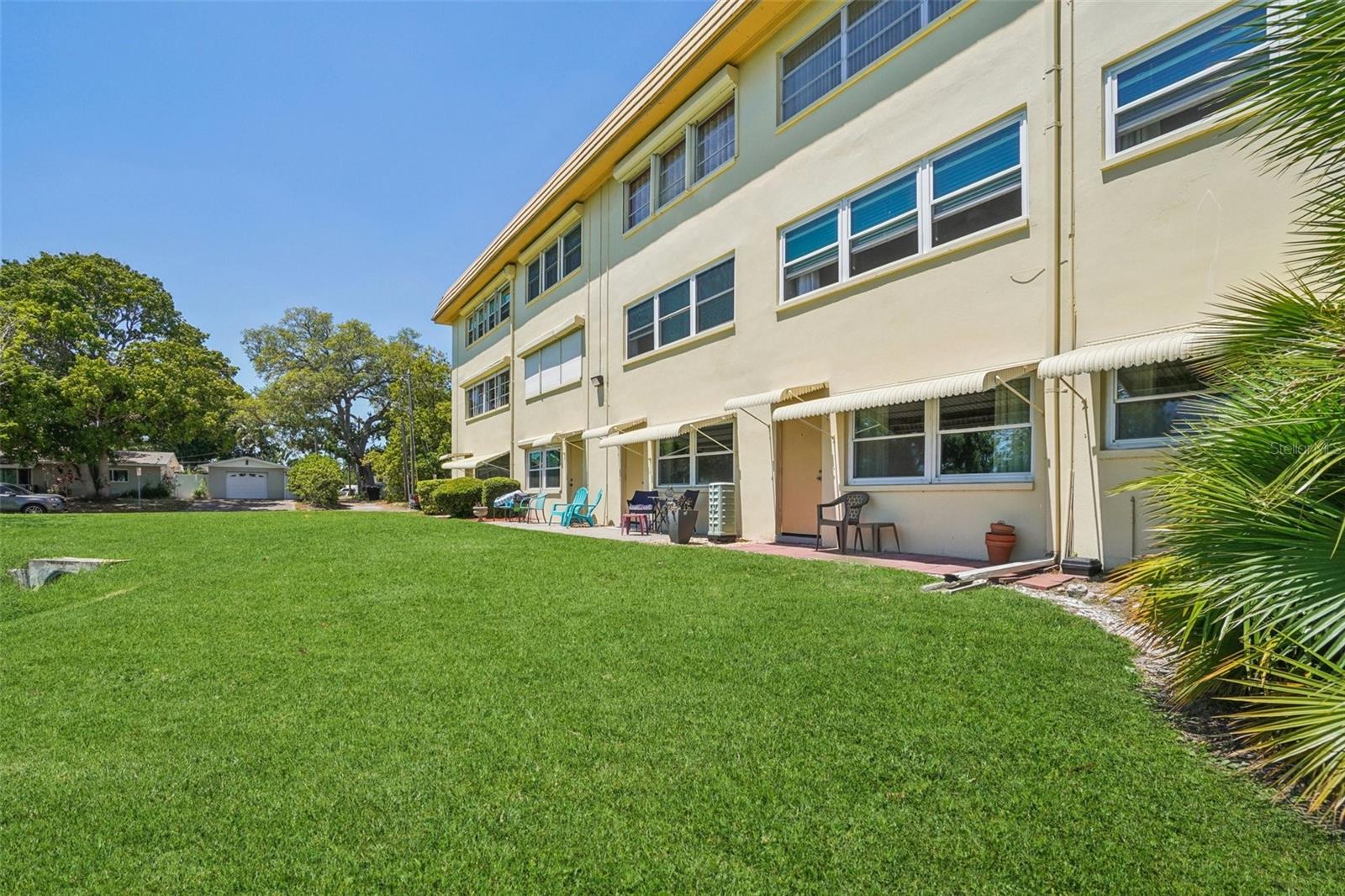 CHALET-ON-THE-LAKE CONDO - Residential