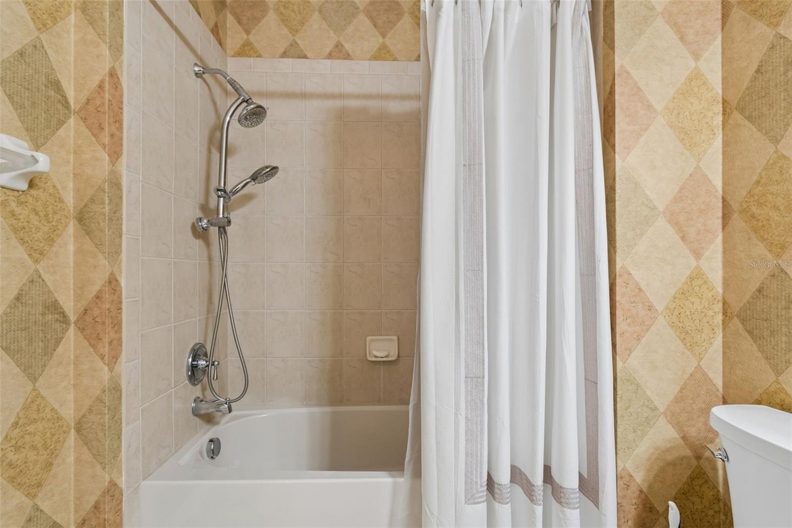 MONTEREY AT LAKE SEMINOLE CONDO - Residential