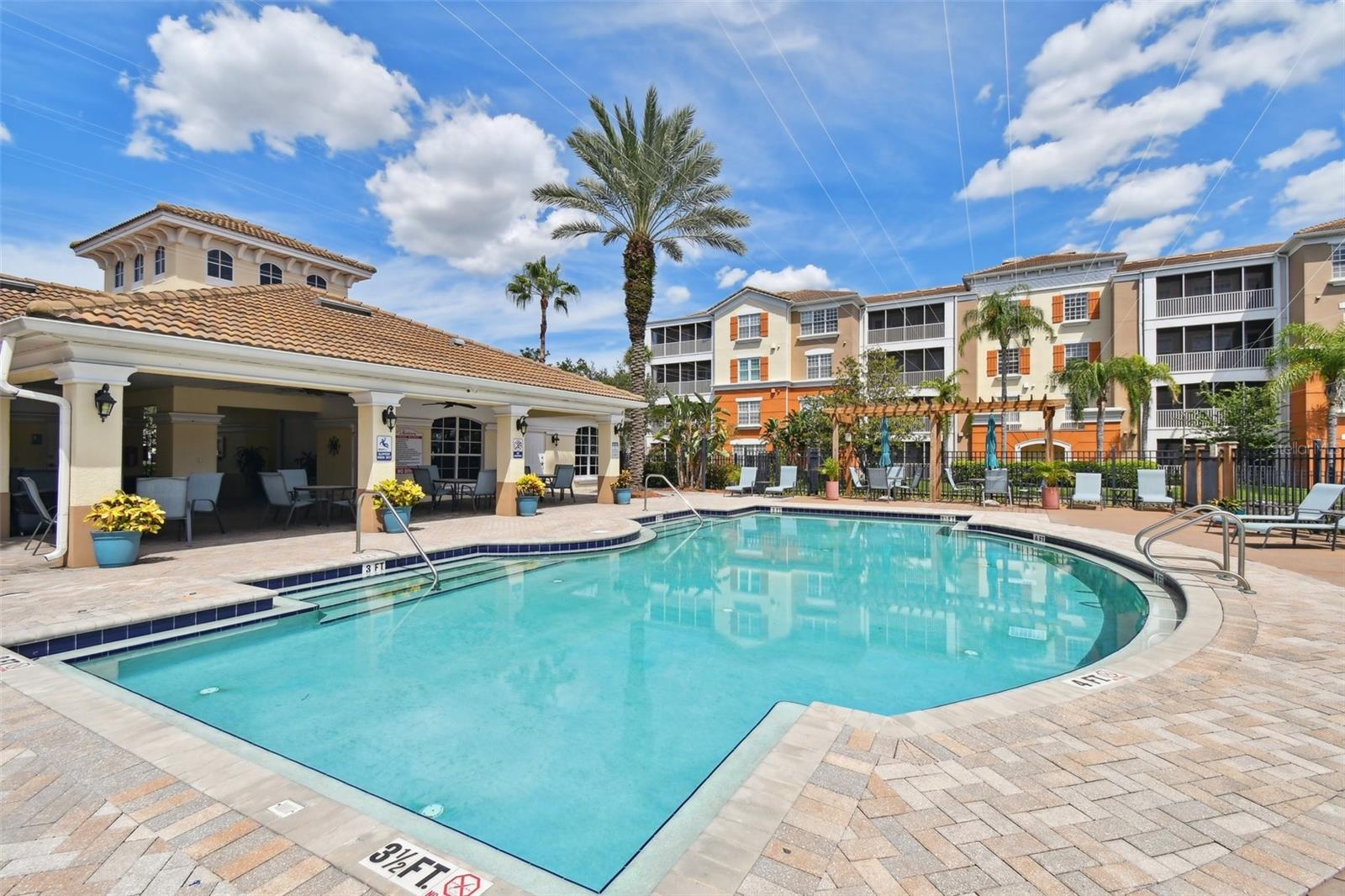 MONTEREY AT LAKE SEMINOLE CONDO - Residential