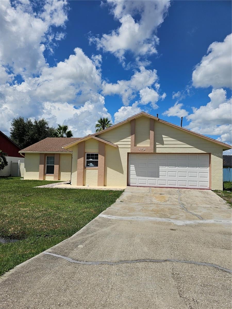 Photo of 179 Birmingham Drive, Kissimmee, FL 34758 (MLS # S5156771)