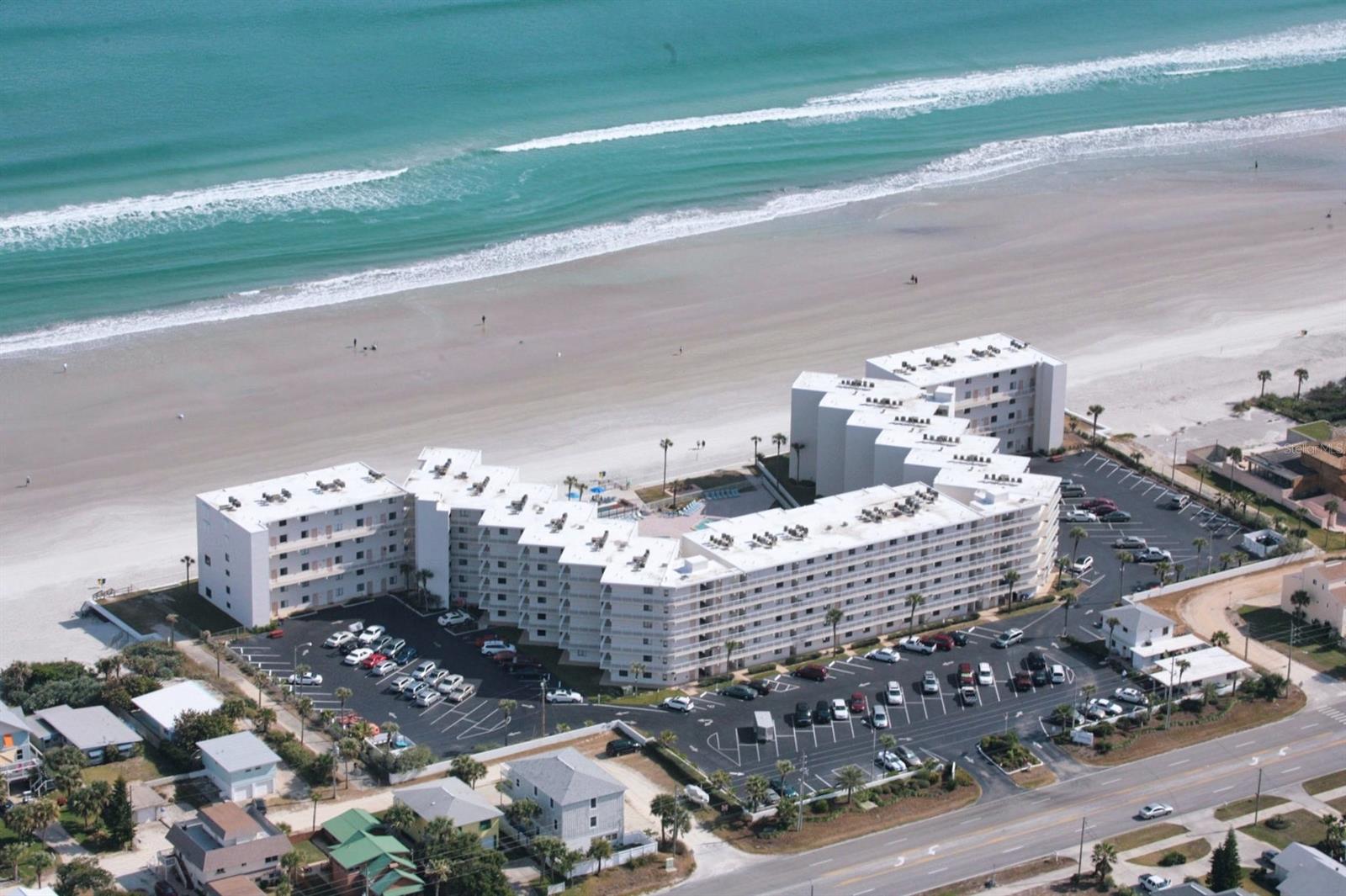 Pelican - Residential