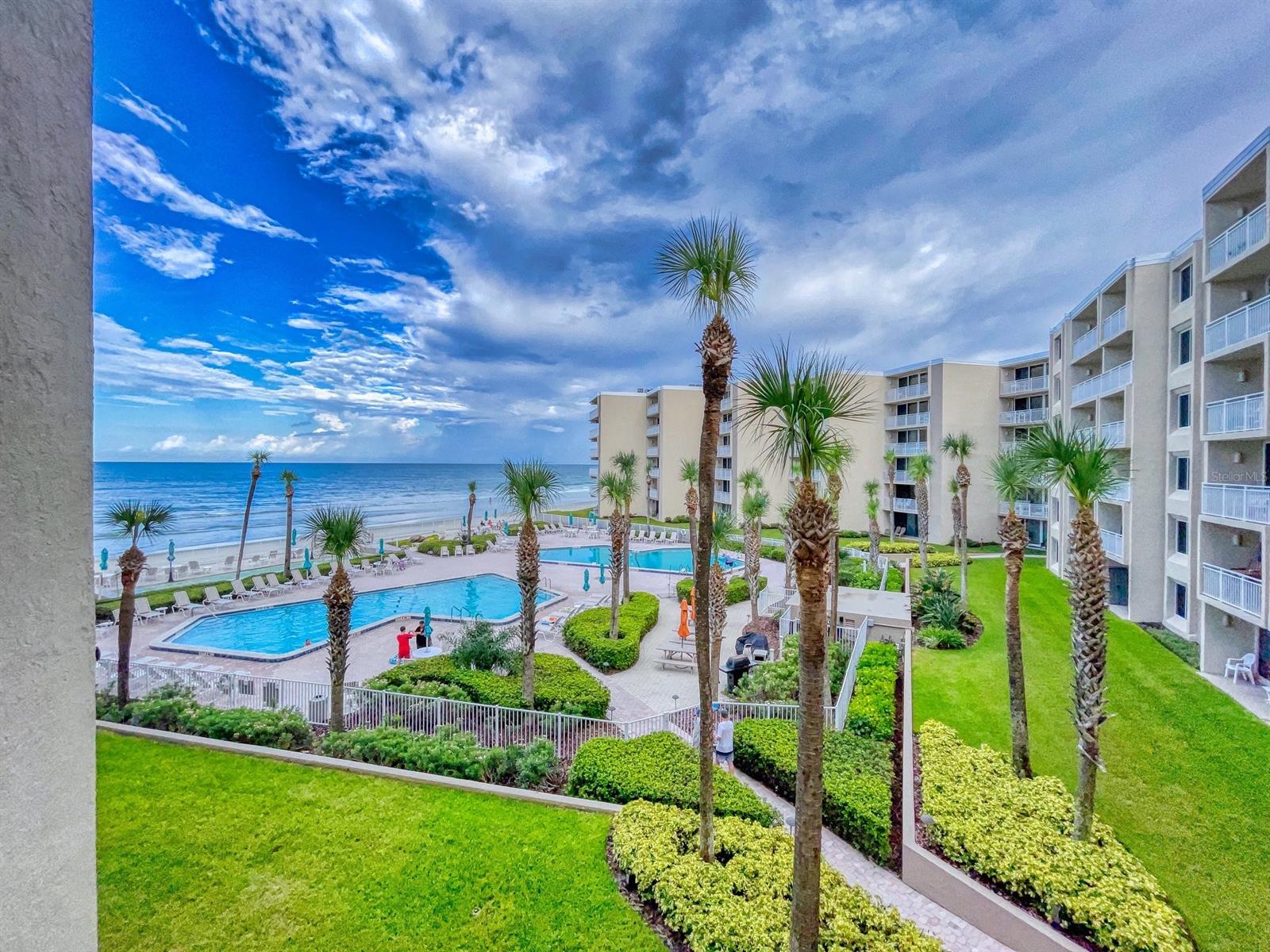 Pelican - Residential