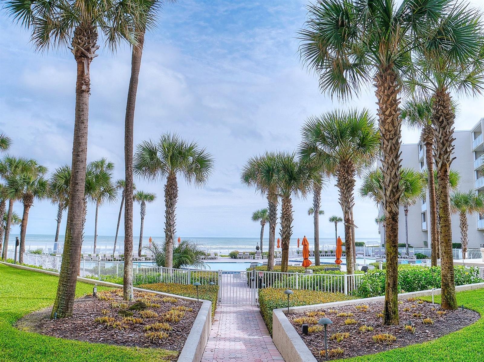 Pelican - Residential