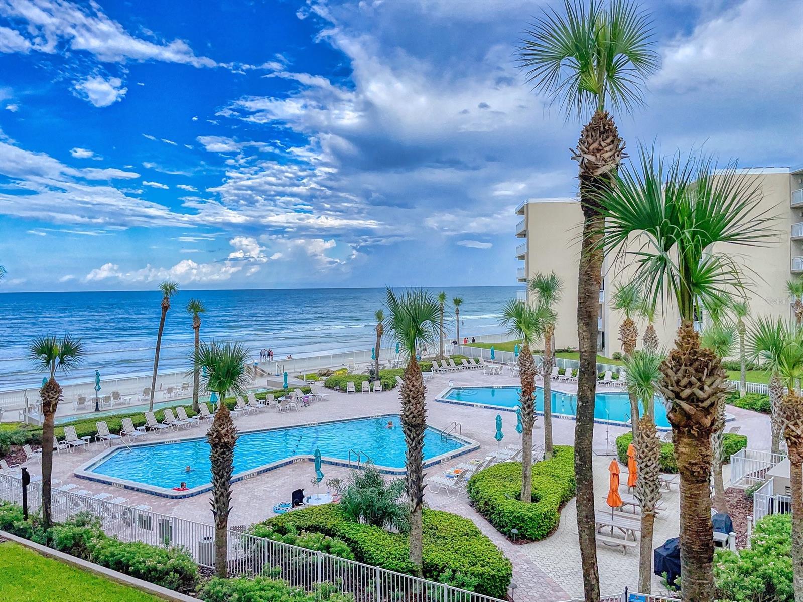 Pelican - Residential