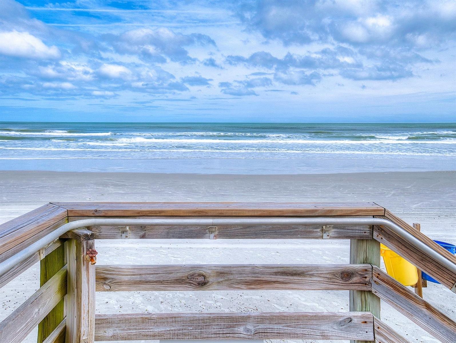 Pelican - Residential