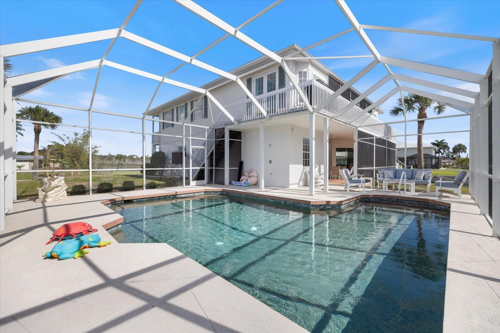 PINE COVE - Residential