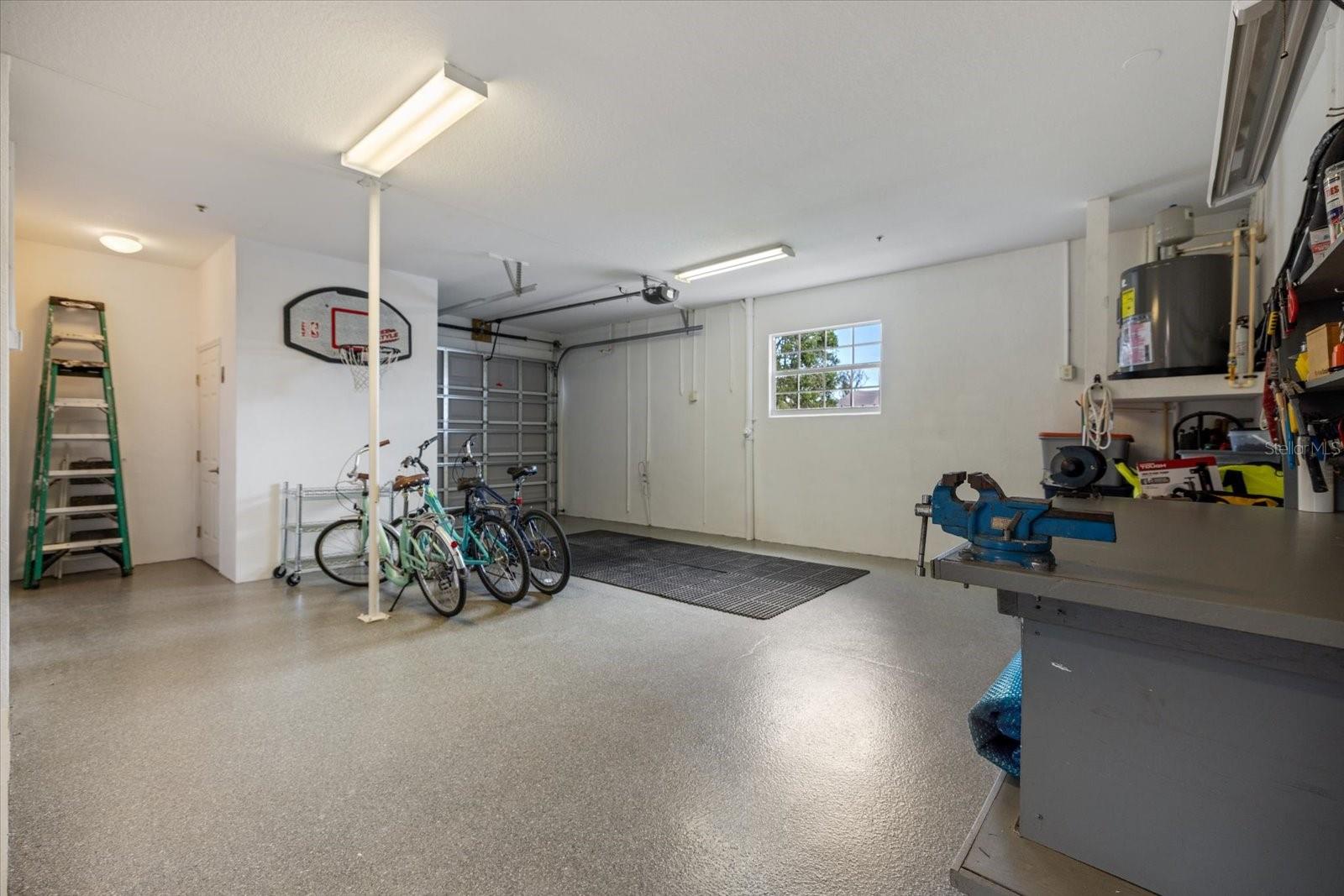 PINE COVE - Residential