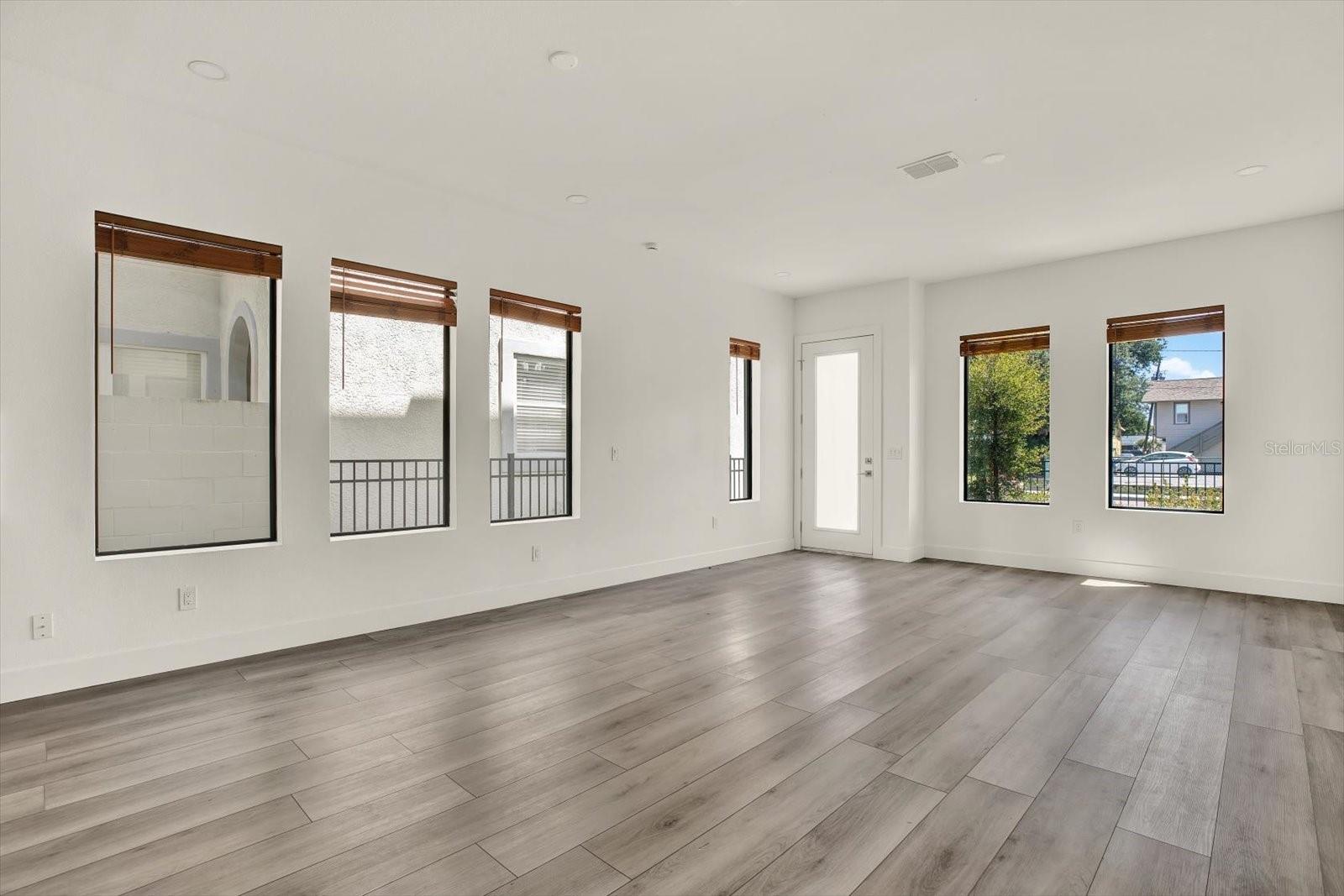 LEWIS & BURKHARD - Residential