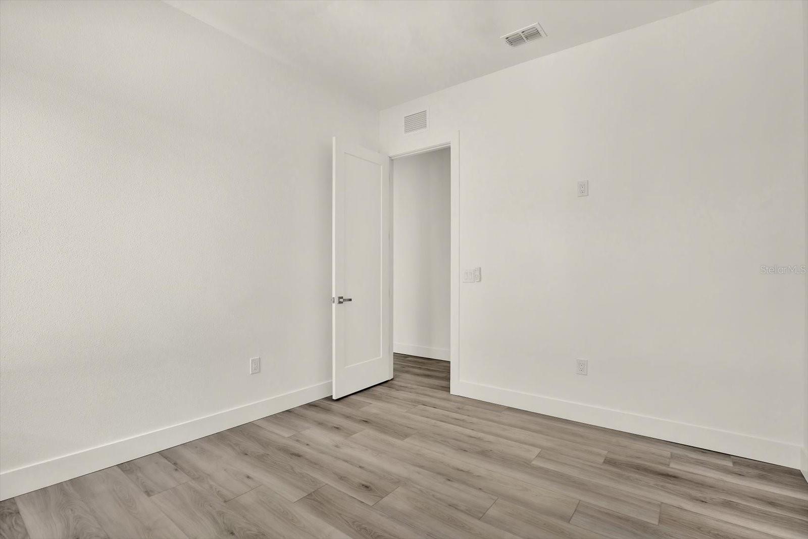 LEWIS & BURKHARD - Residential