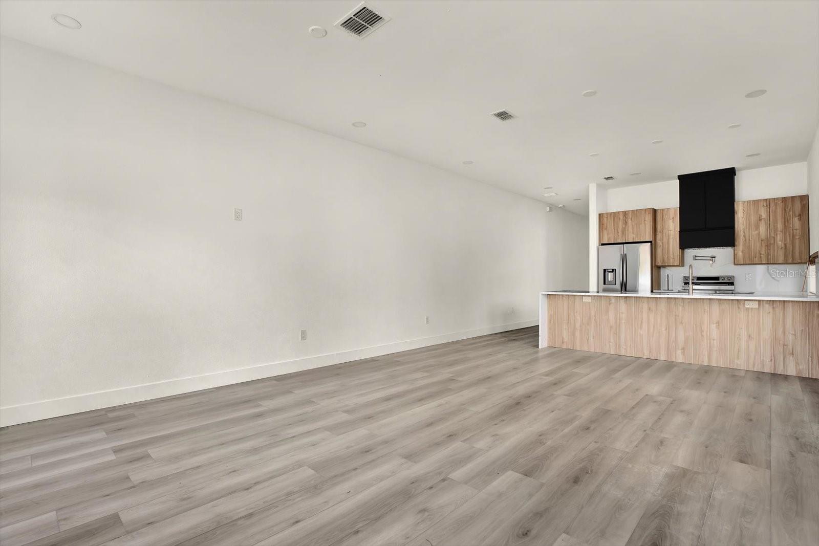 LEWIS & BURKHARD - Residential