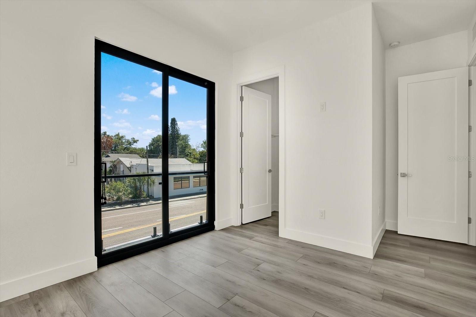 LEWIS & BURKHARD - Residential