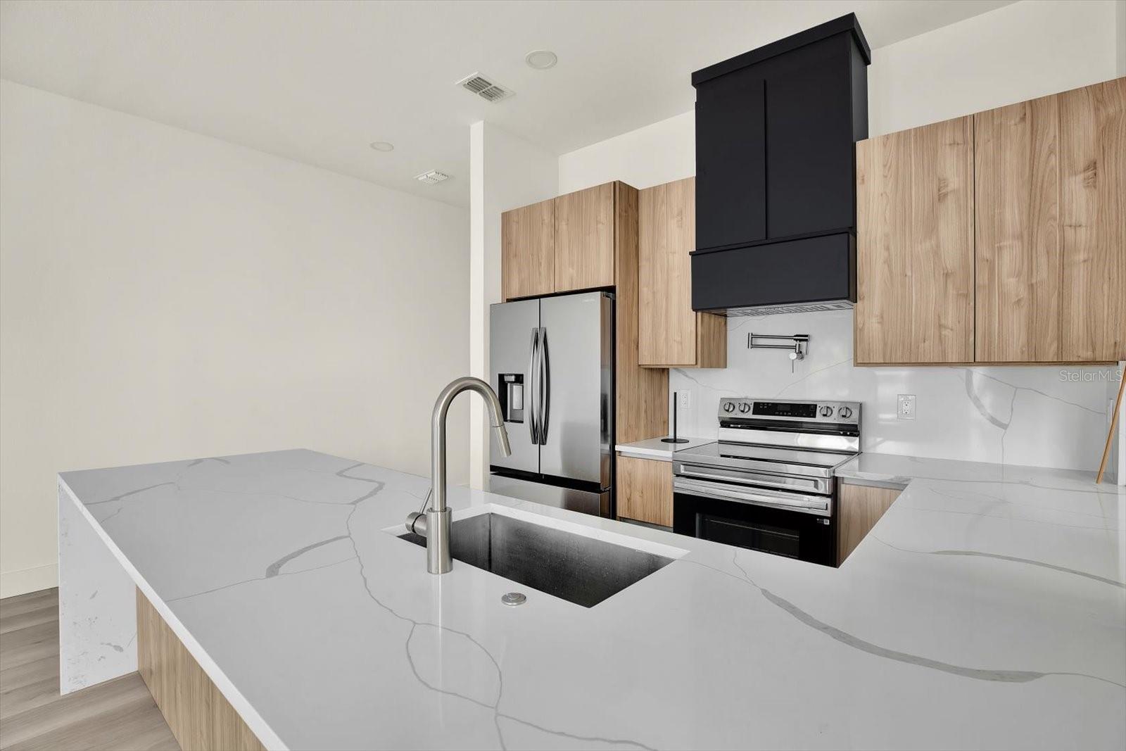 LEWIS & BURKHARD - Residential