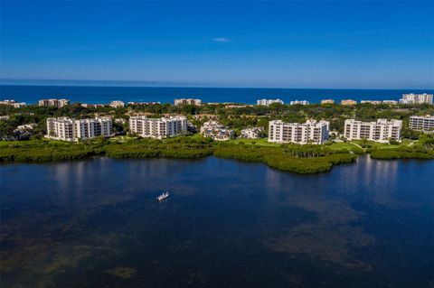 A home in LONGBOAT KEY