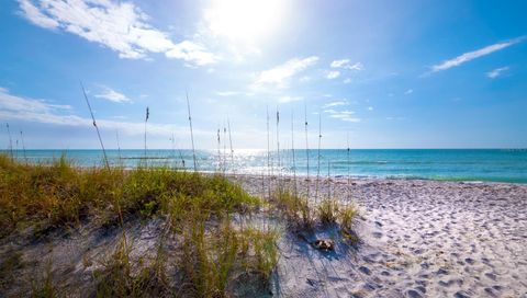 A home in LONGBOAT KEY