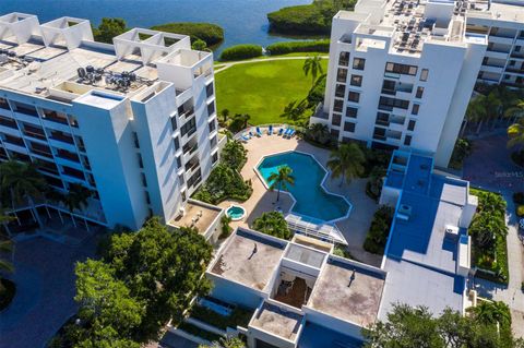 A home in LONGBOAT KEY