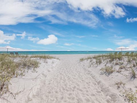 A home in LONGBOAT KEY