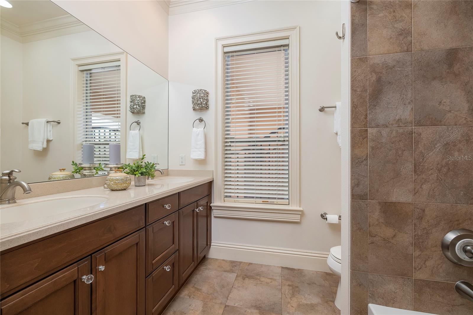 HAWKS LANDING - Residential