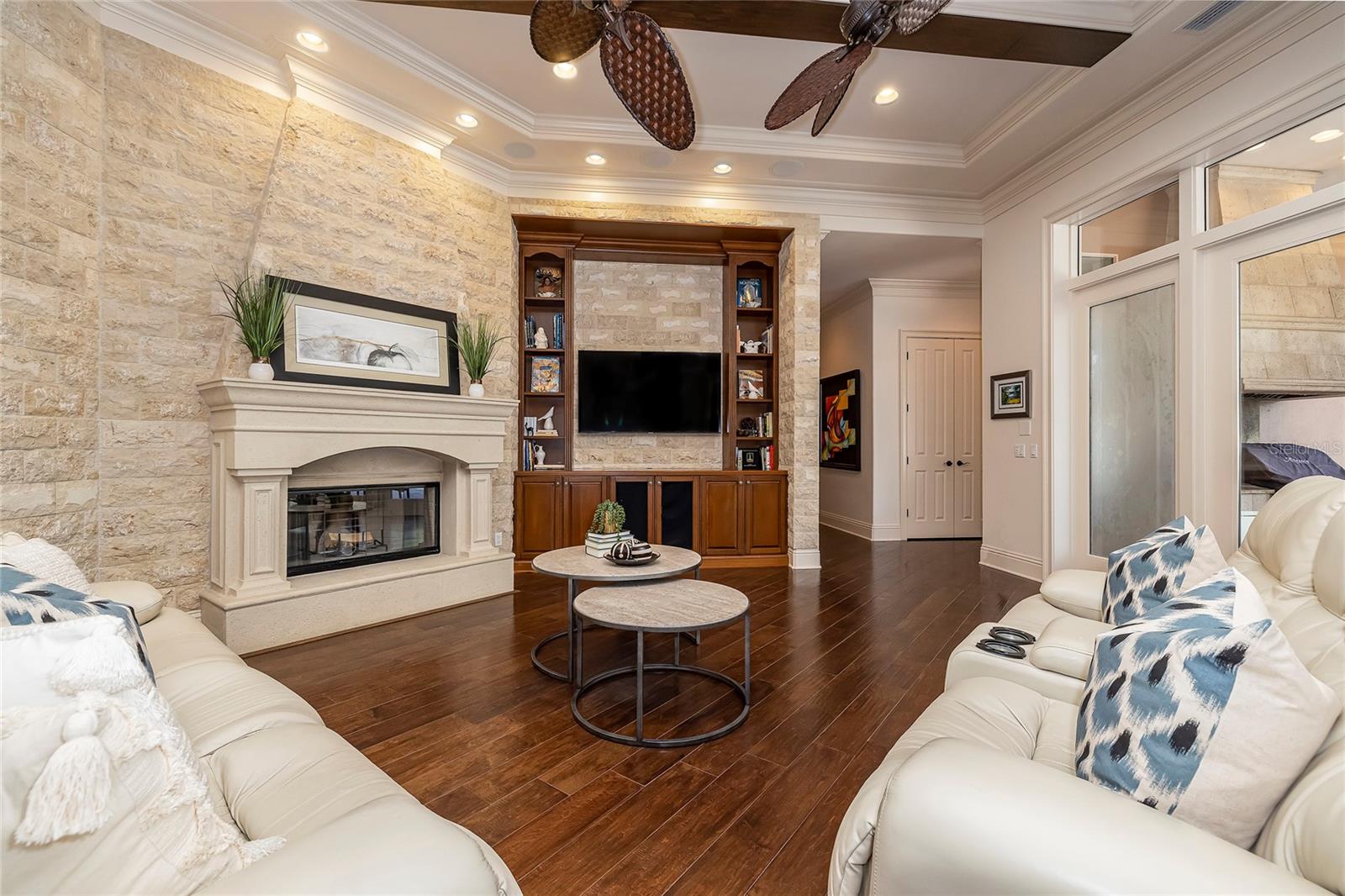 HAWKS LANDING - Residential