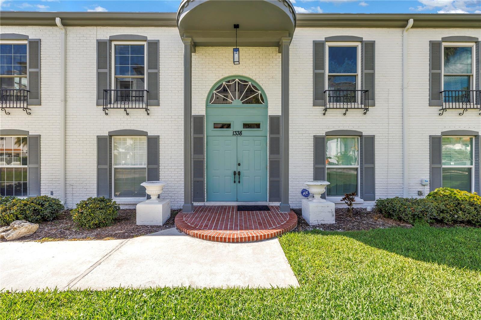 1338 SNELL ISLE BOULEVARD NE 1