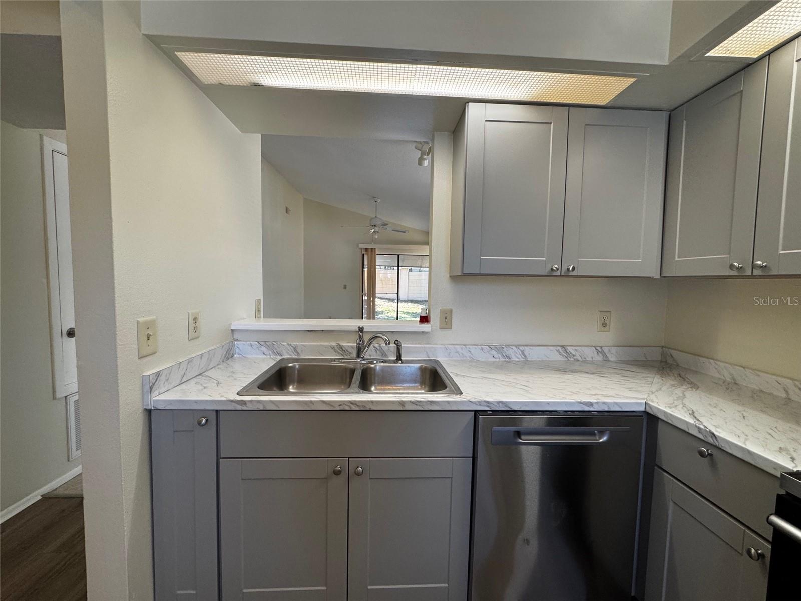 SHERWOOD FOREST - Residential