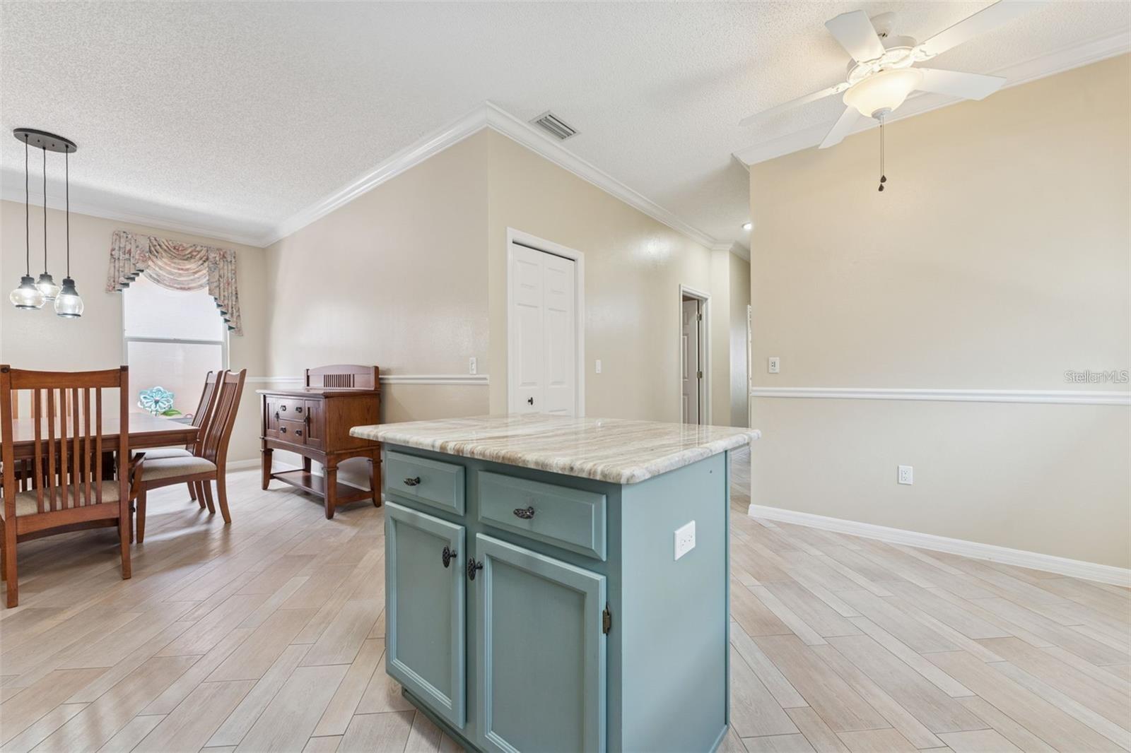 SALEM VILLAGE - Residential