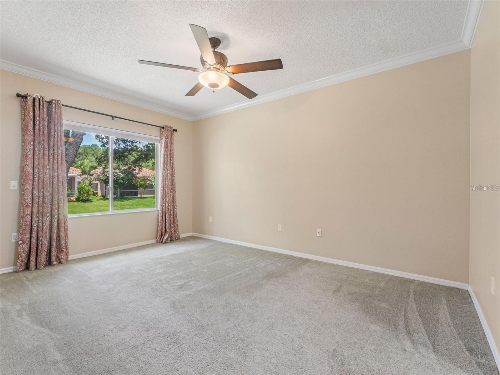 SALEM VILLAGE - Residential