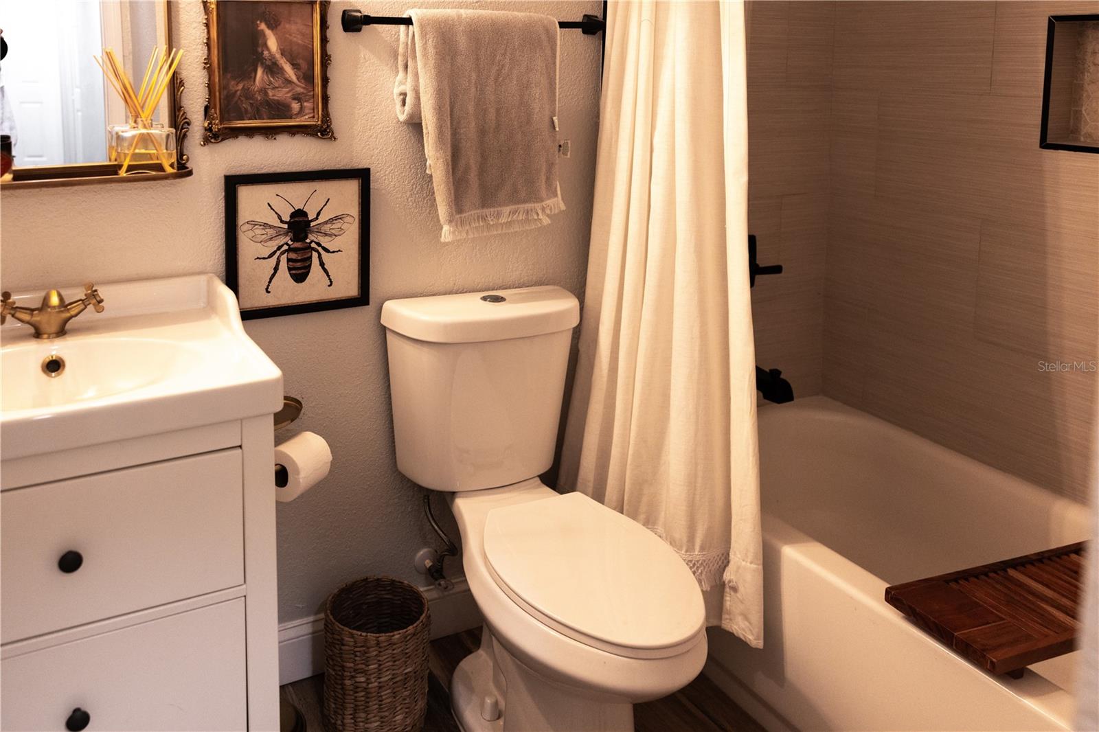 INTERBAY - Residential