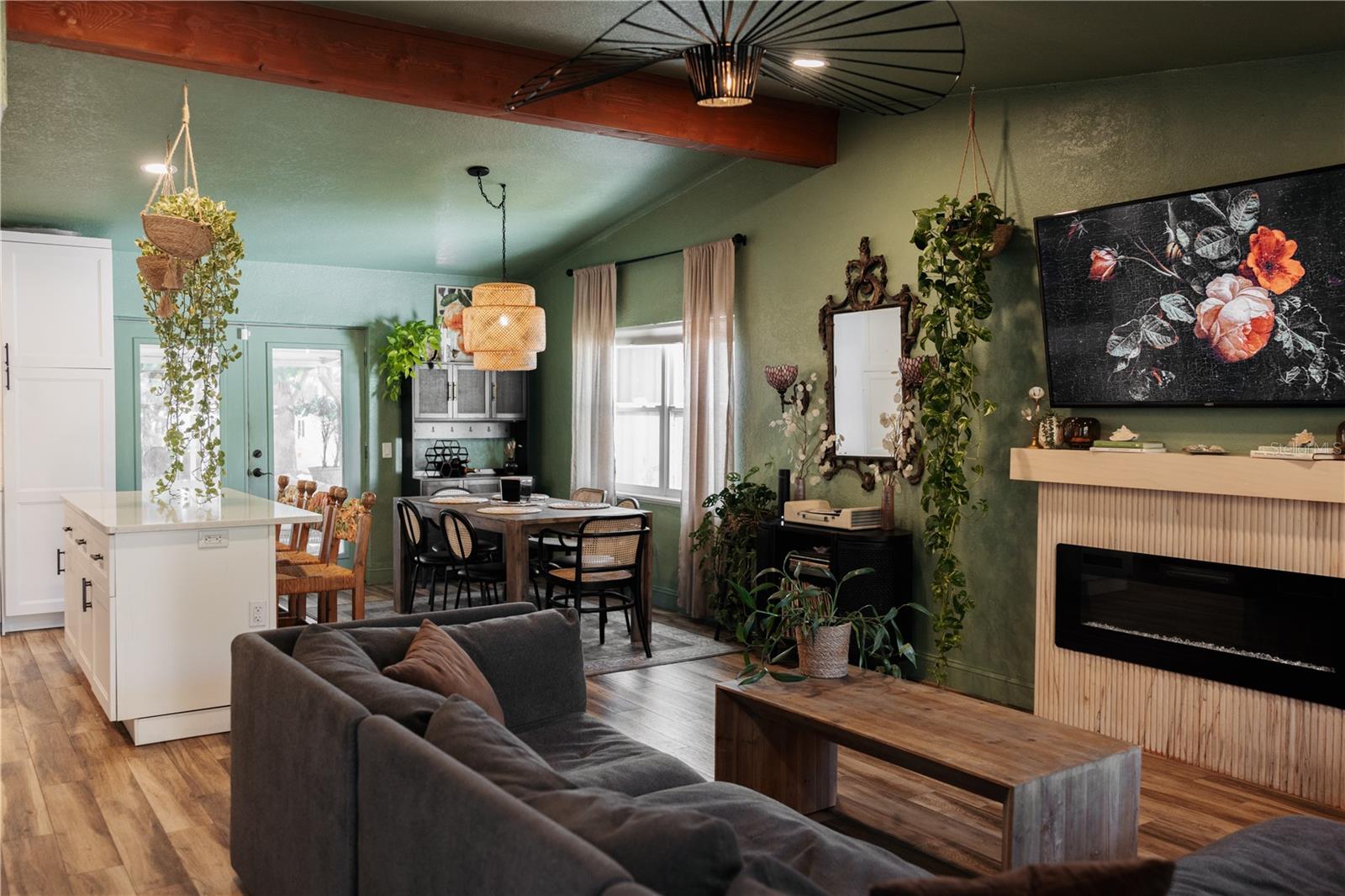 INTERBAY - Residential