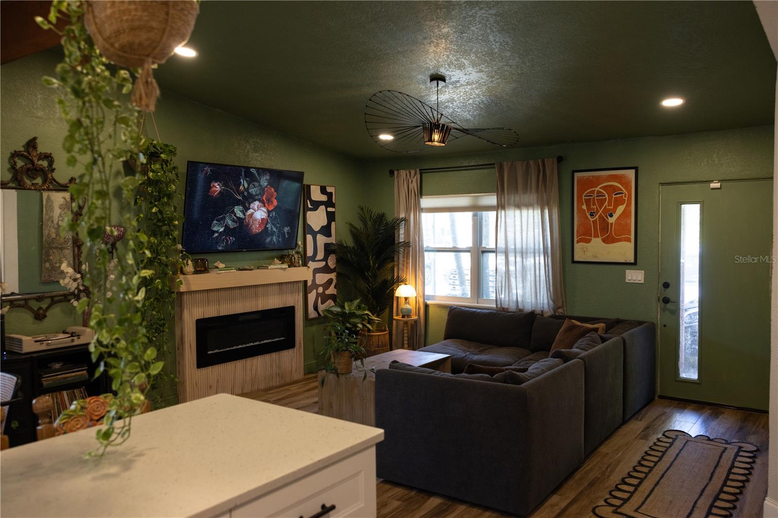 INTERBAY - Residential