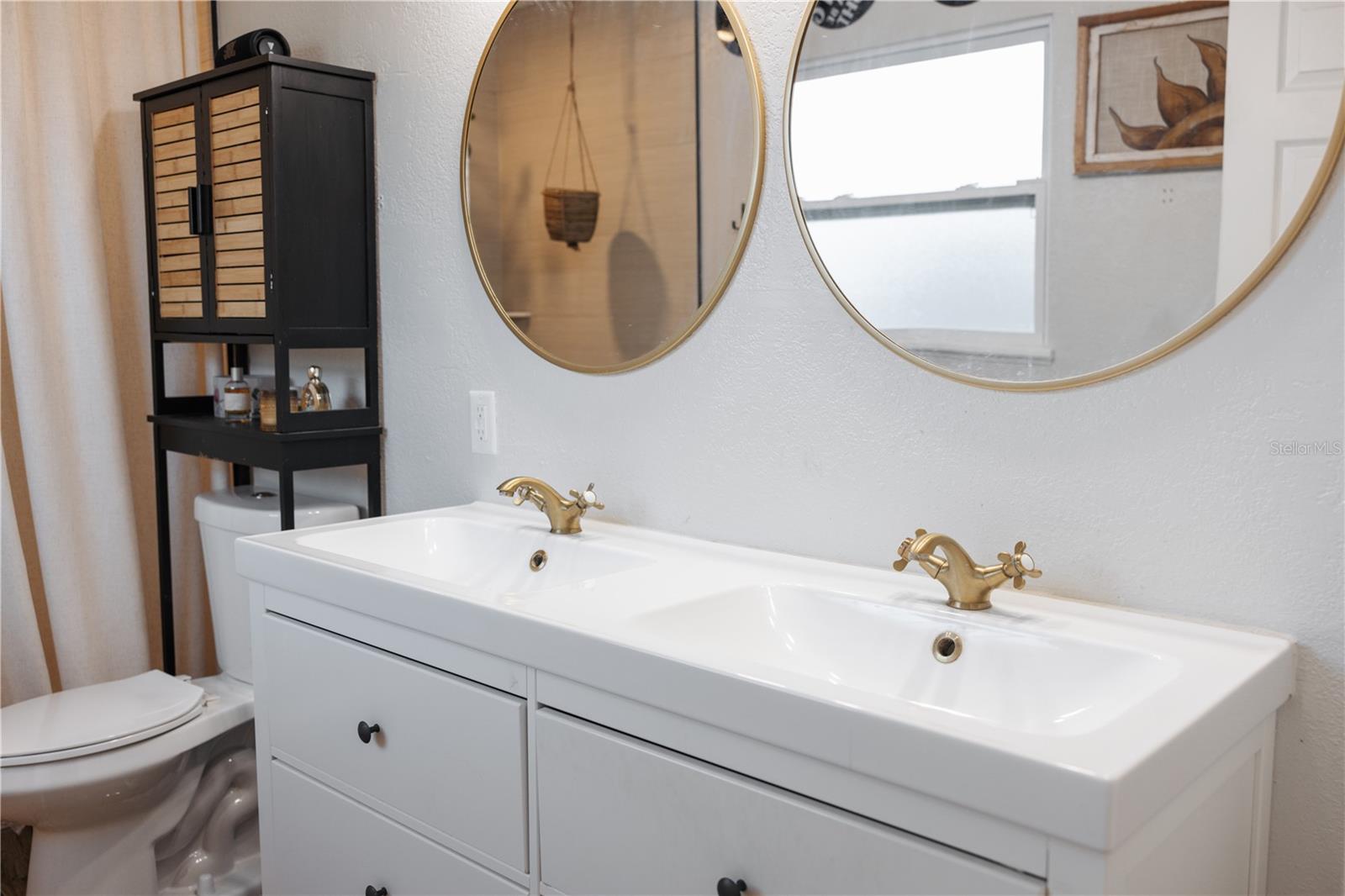 INTERBAY - Residential