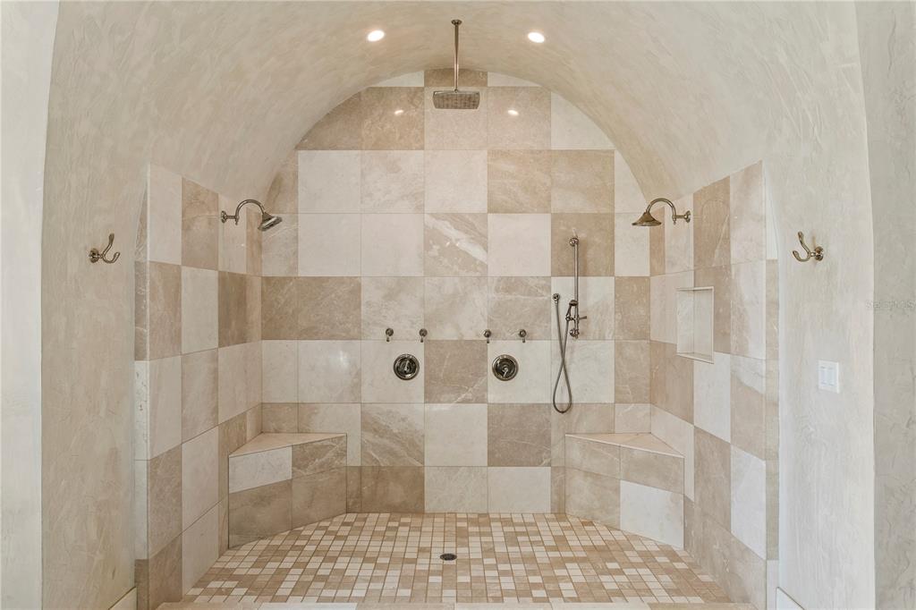 ISLAND ESTATE OF CLEARWATER UNITS 6D 7A 7C - Residential