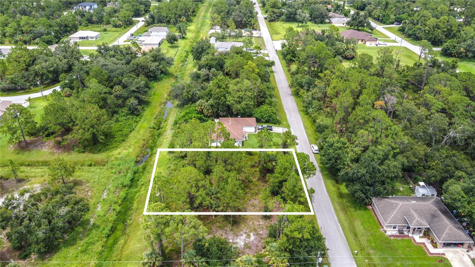 PORT CHARLOTTE SUB 30 - Land