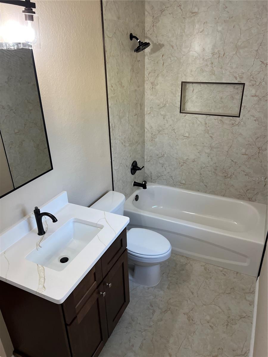 BOWERS COVE ESTATE - Residential