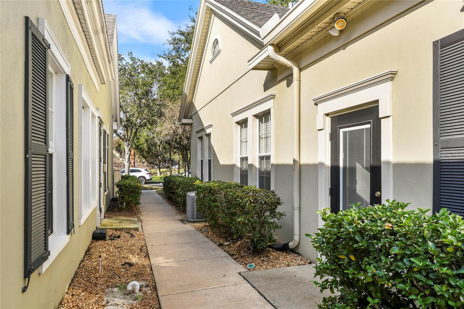 1189 CONDO - Commercial Lease