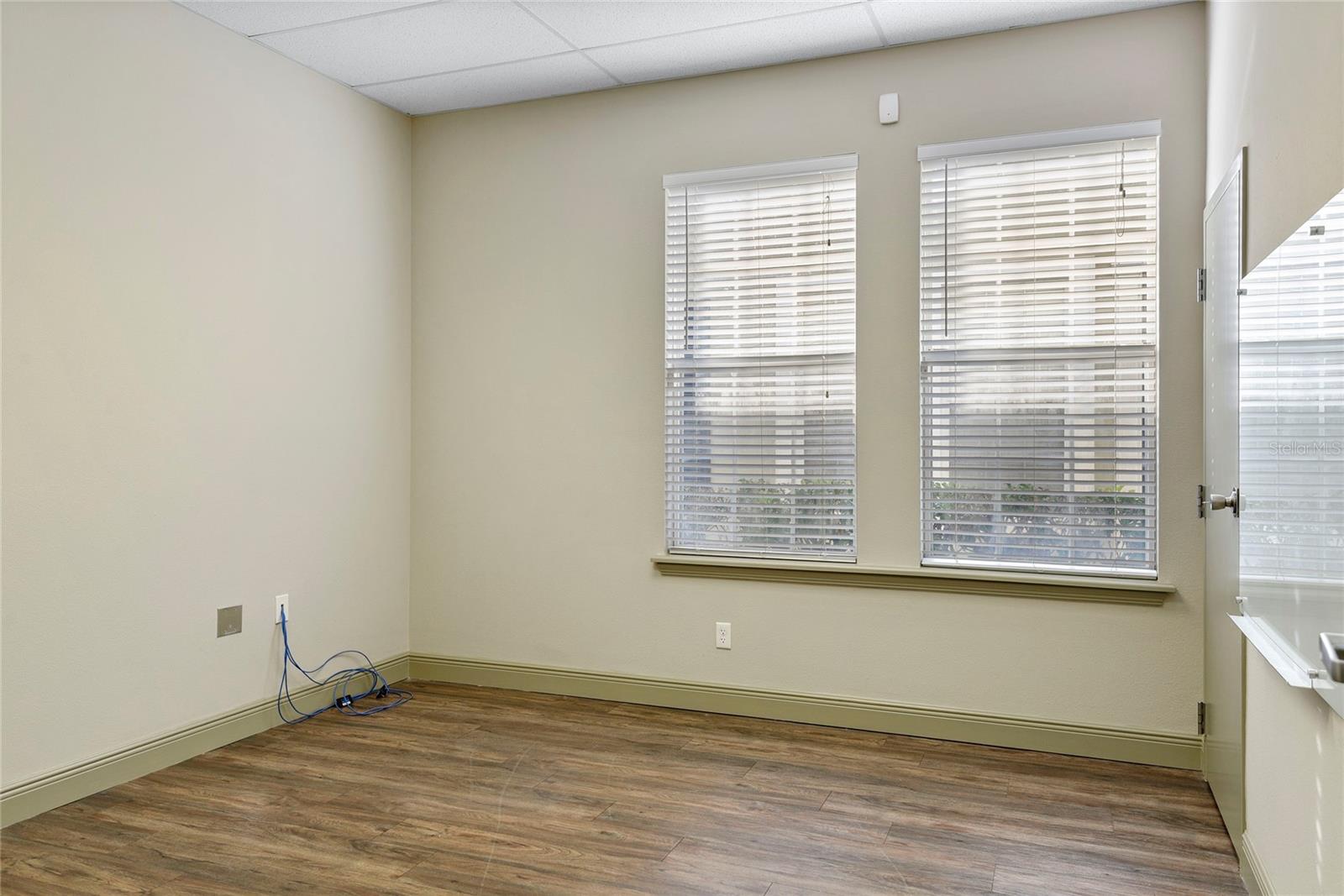 1189 CONDO - Commercial Lease