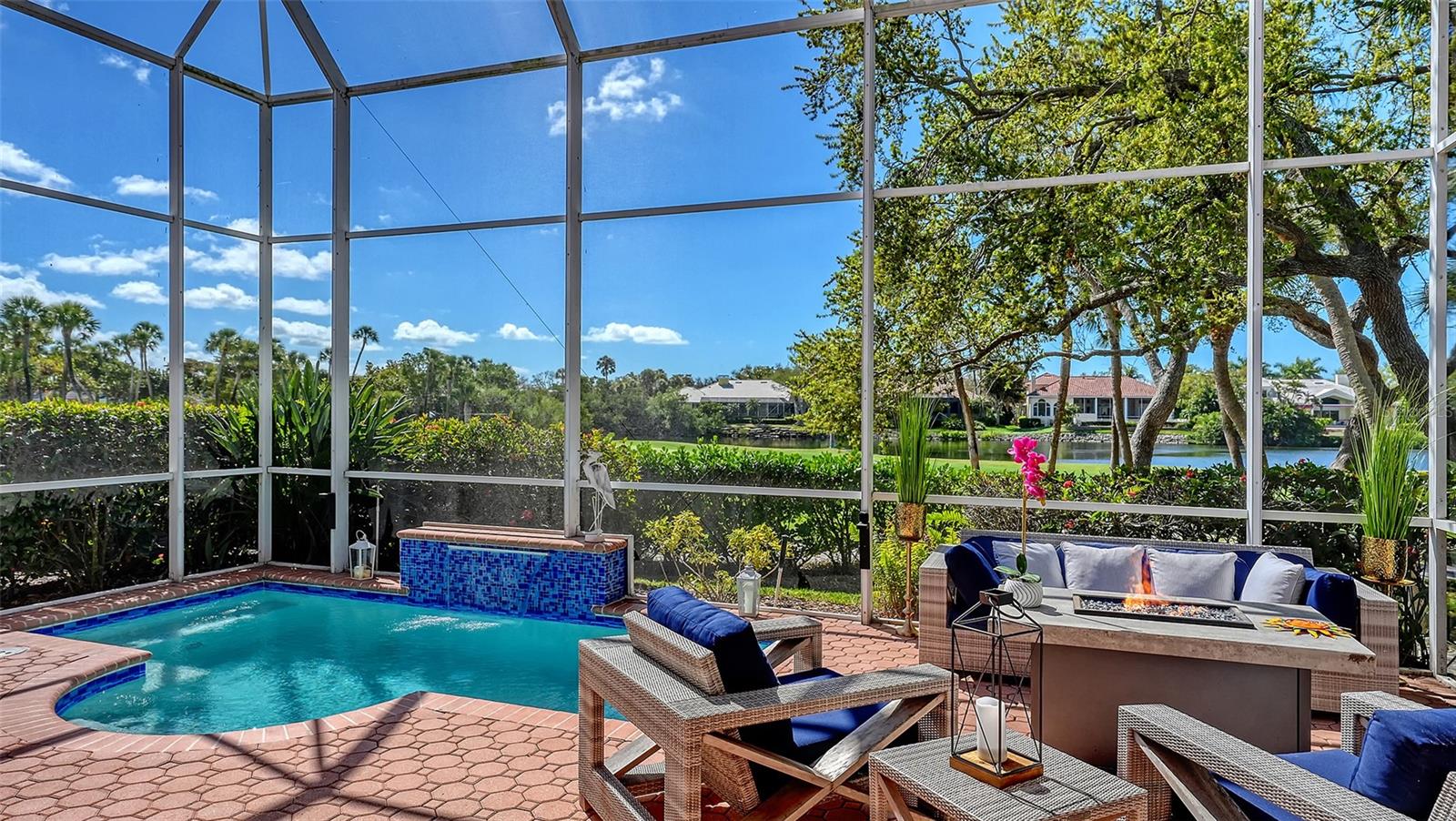 QUEENS HARBOUR - Residential