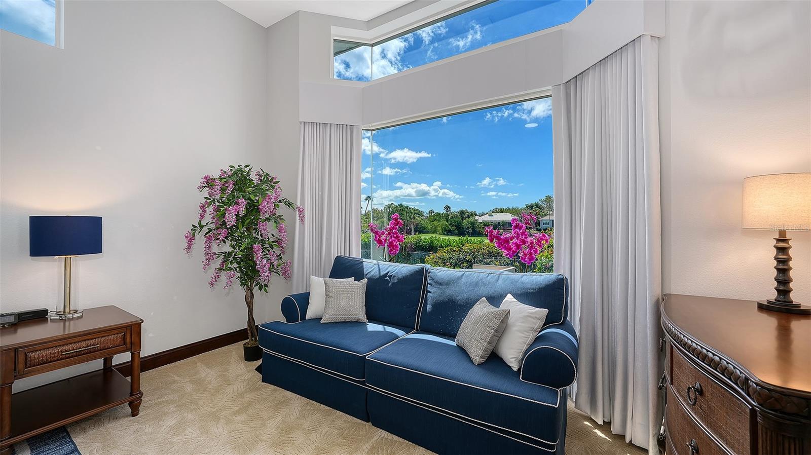 QUEENS HARBOUR - Residential