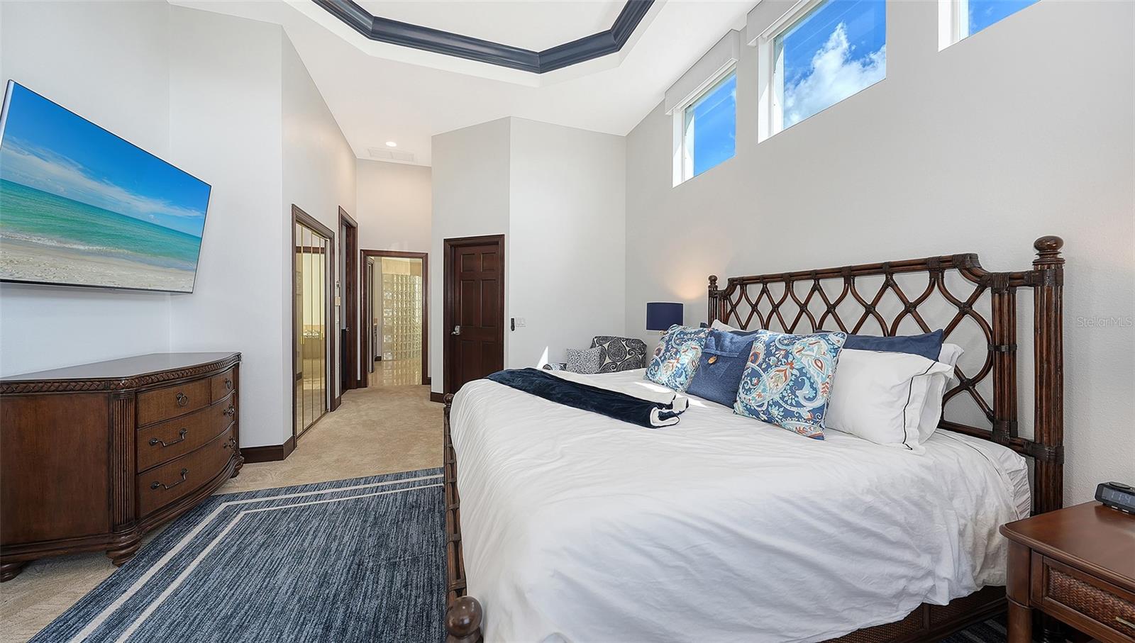 QUEENS HARBOUR - Residential