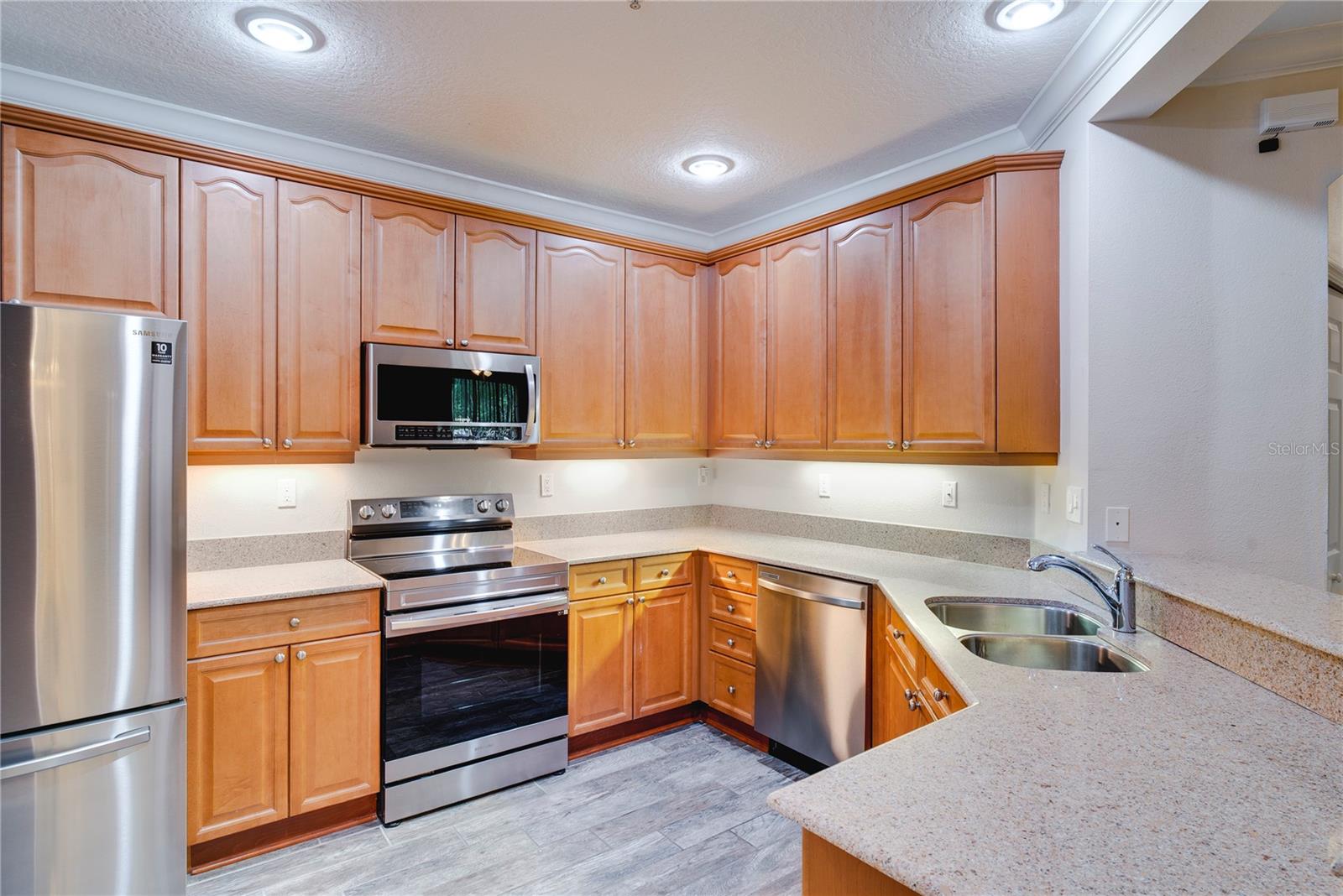 LAKESIDE/LKS/WINDERMERE - Residential