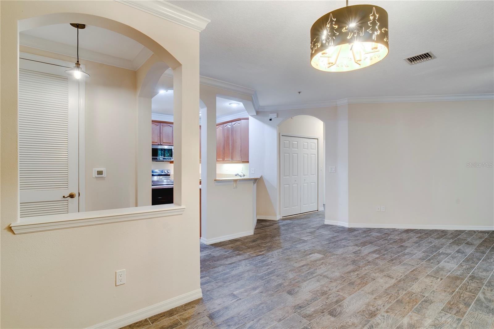 LAKESIDE/LKS/WINDERMERE - Residential