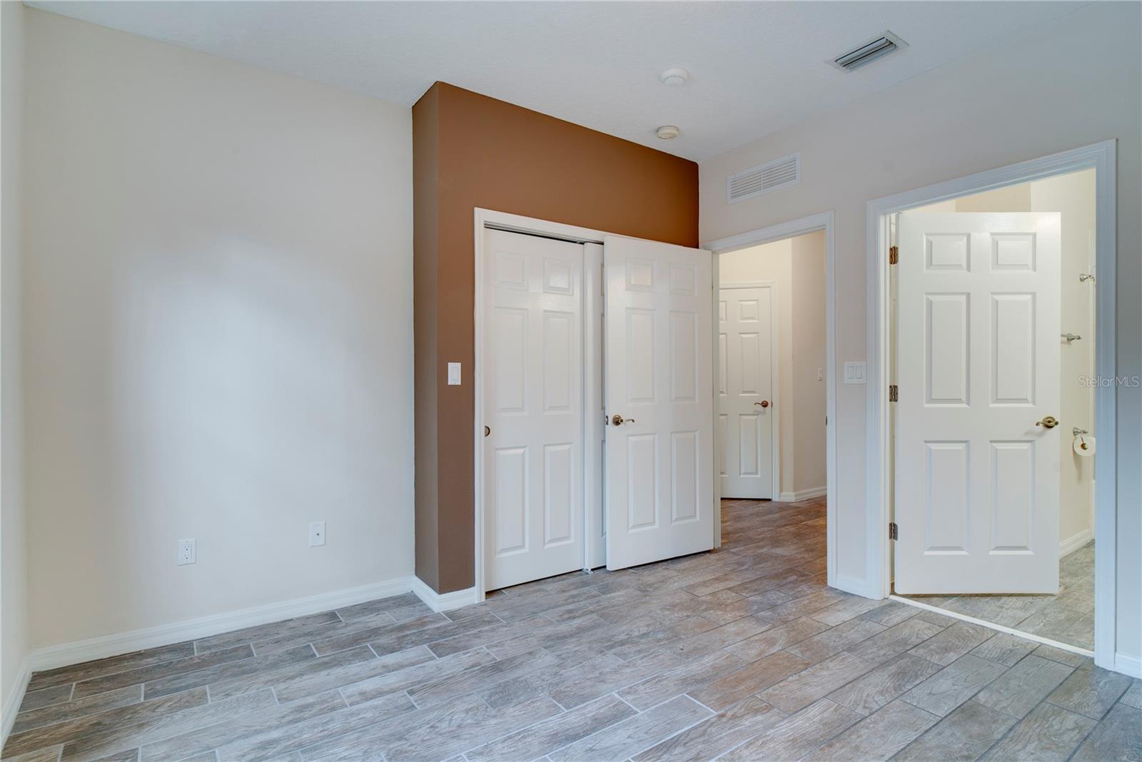 LAKESIDE/LKS/WINDERMERE - Residential