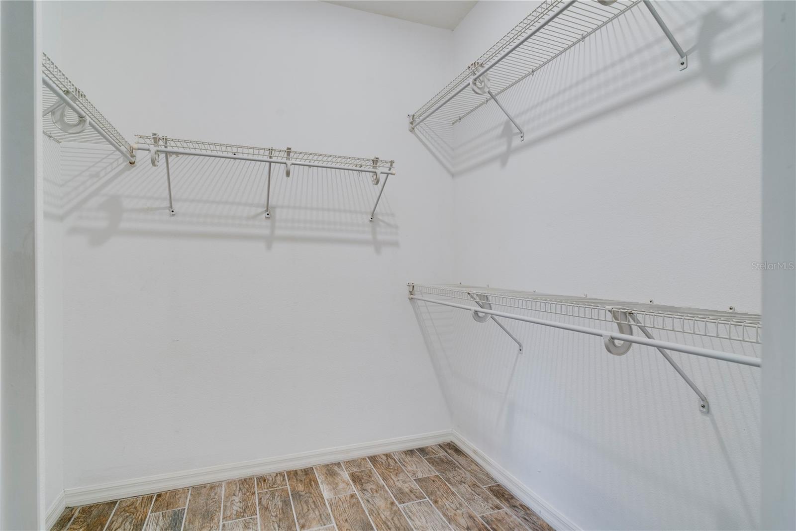 LAKESIDE/LKS/WINDERMERE - Residential