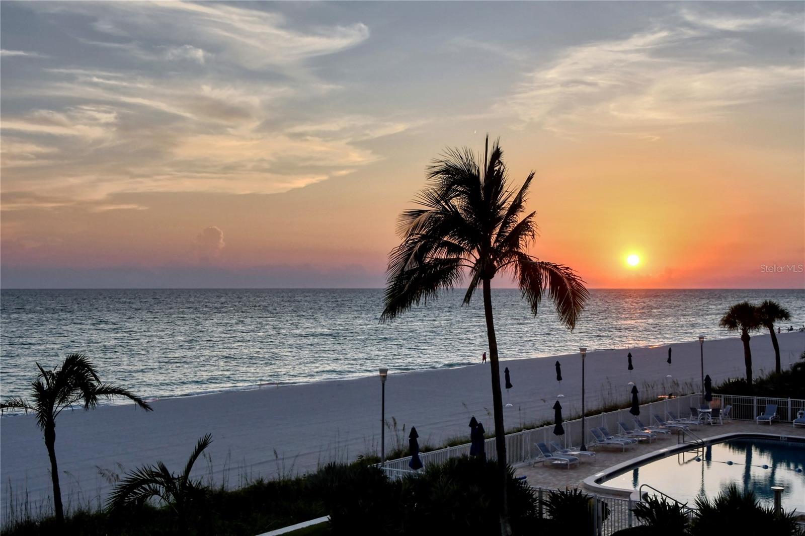 LONGBOAT KEY TOWERS - Residential