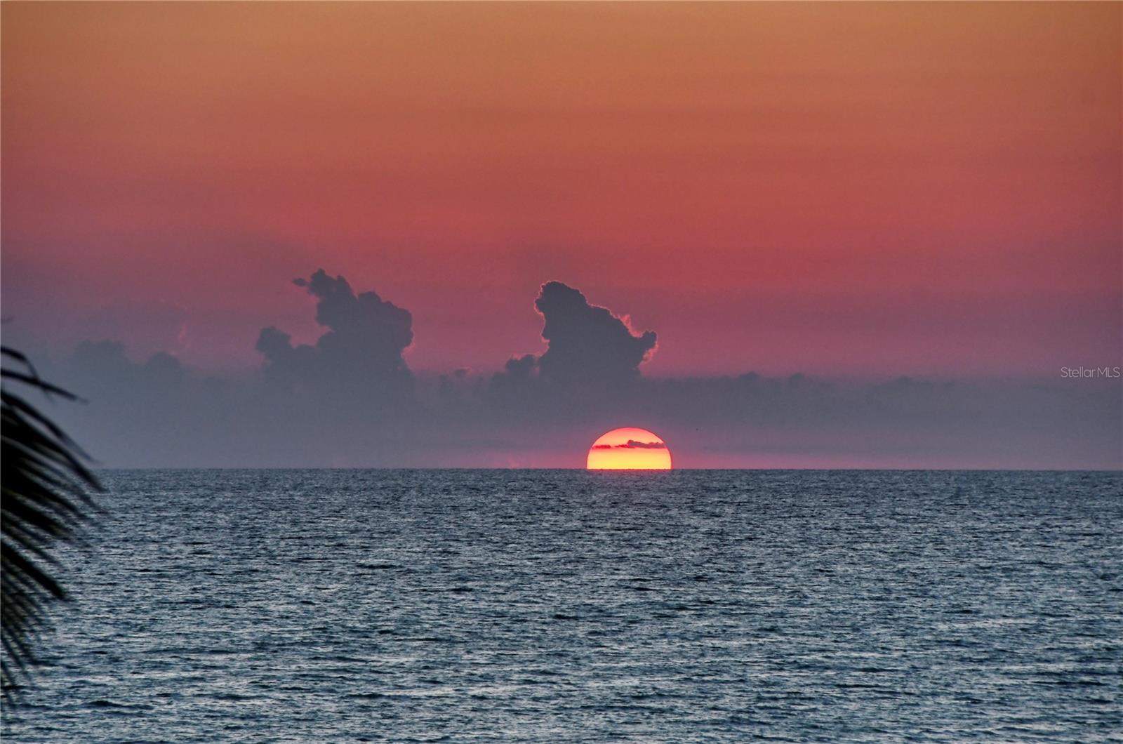 LONGBOAT KEY TOWERS - Residential