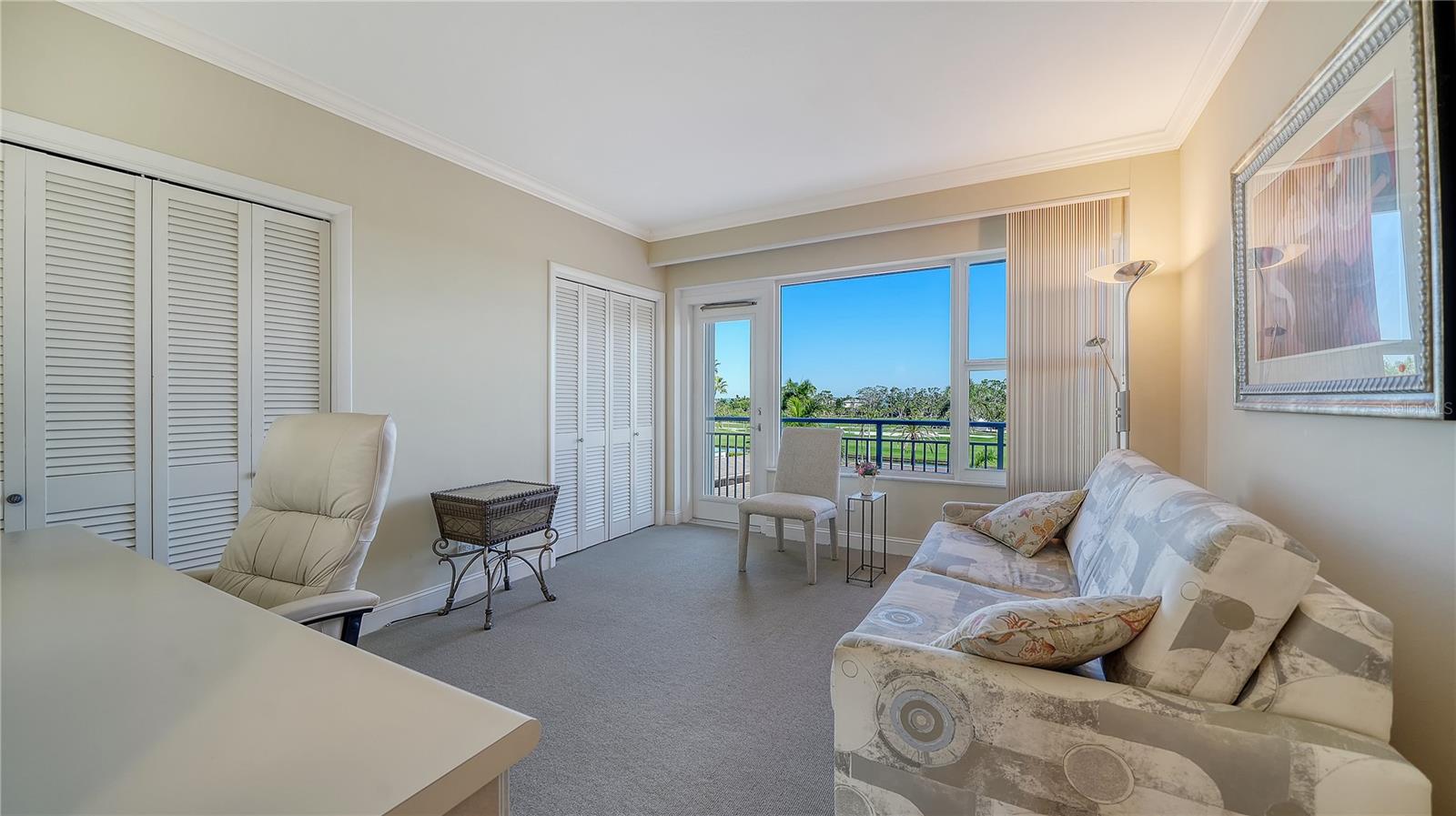 LONGBOAT KEY TOWERS - Residential