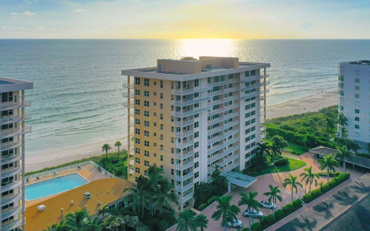 LONGBOAT KEY TOWERS - Residential
