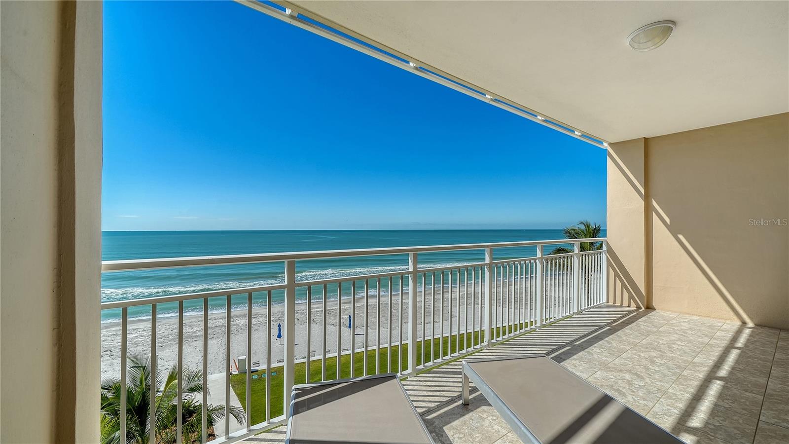 LONGBOAT KEY TOWERS - Residential